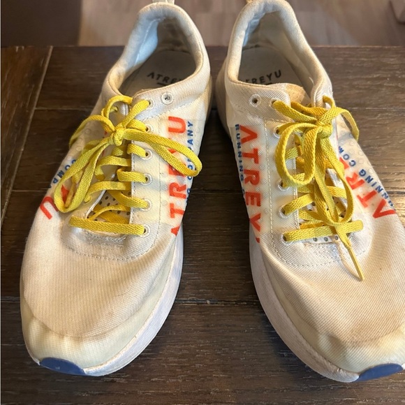 Atreyu - Picture 1 of 8